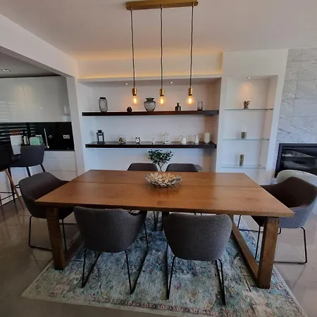 Luxury Design וילה *